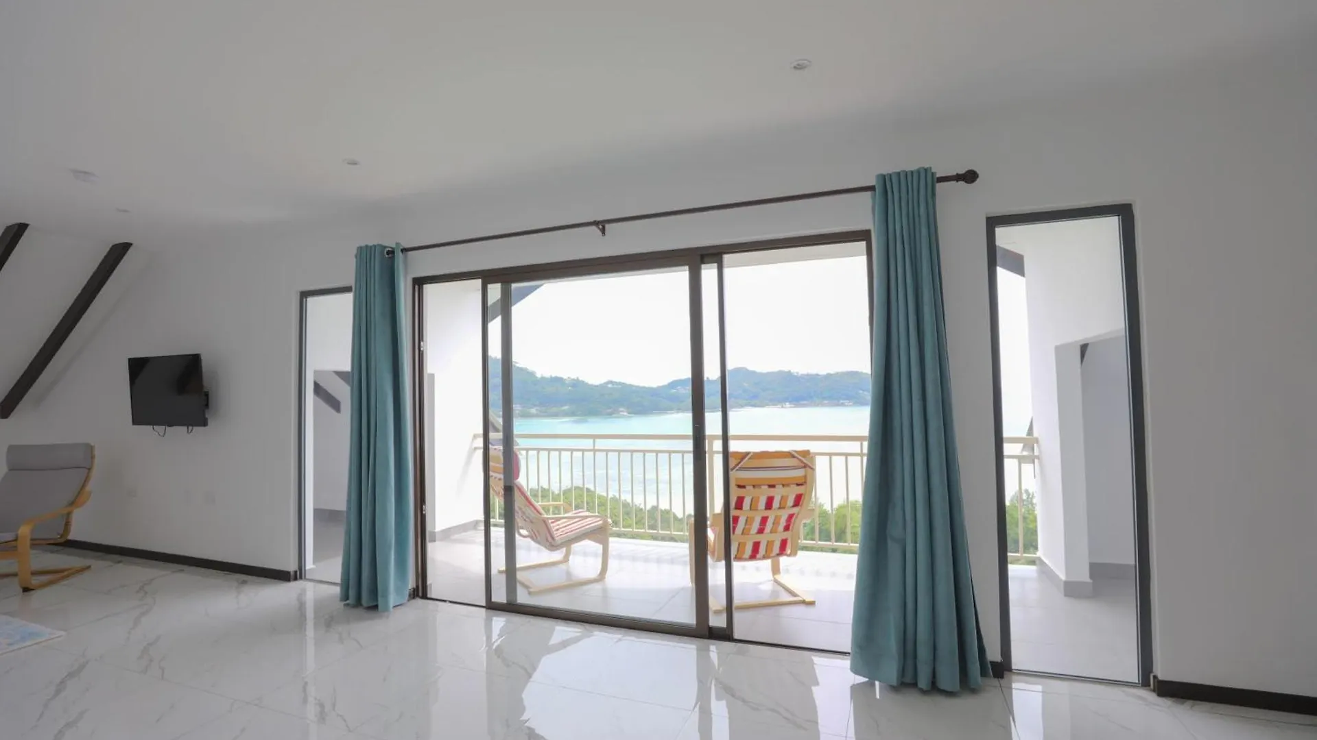 Jolie View Self Catering Apartments فيكتوريا سيشيل