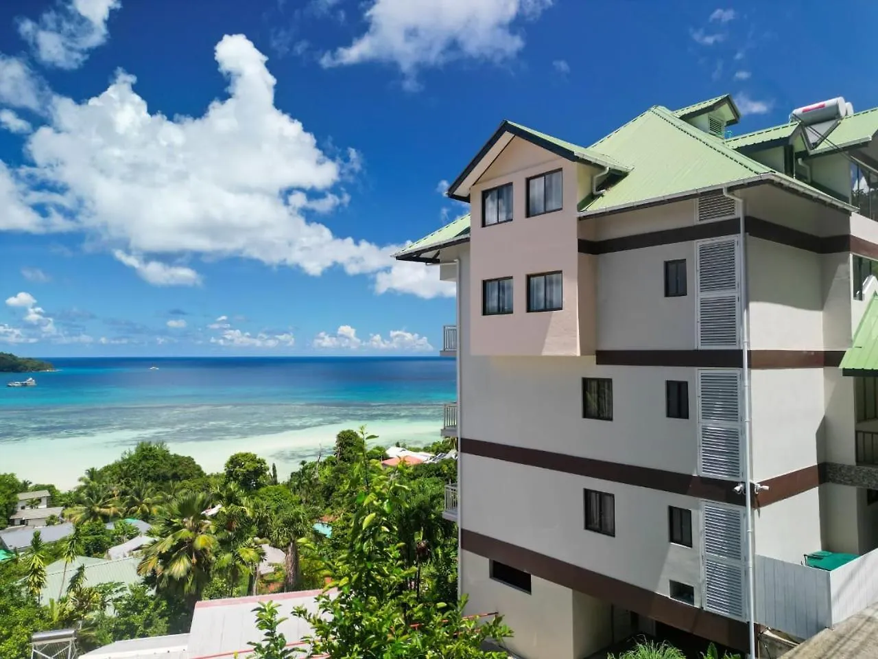 Jolie View Self Catering Apartments Victoria